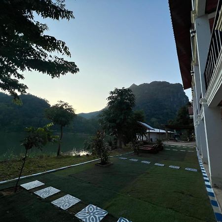 Sabaidee Nongkiaw River View Hotell Nongkhiaw Exteriör bild