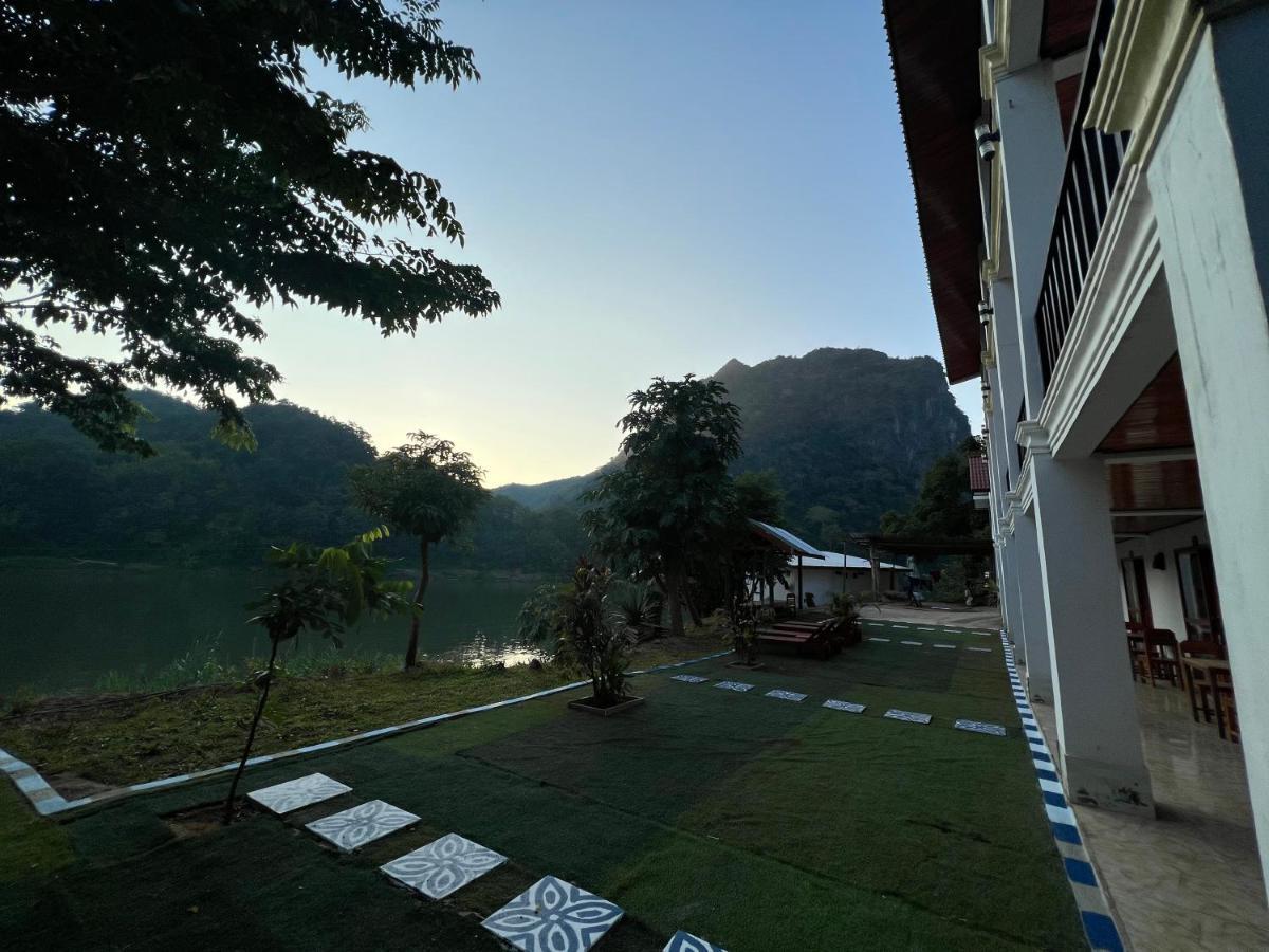 Sabaidee Nongkiaw River View Hotell Nongkhiaw Exteriör bild