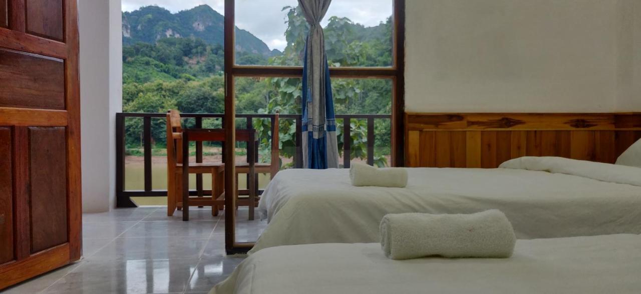 Sabaidee Nongkiaw River View Hotell Nongkhiaw Exteriör bild