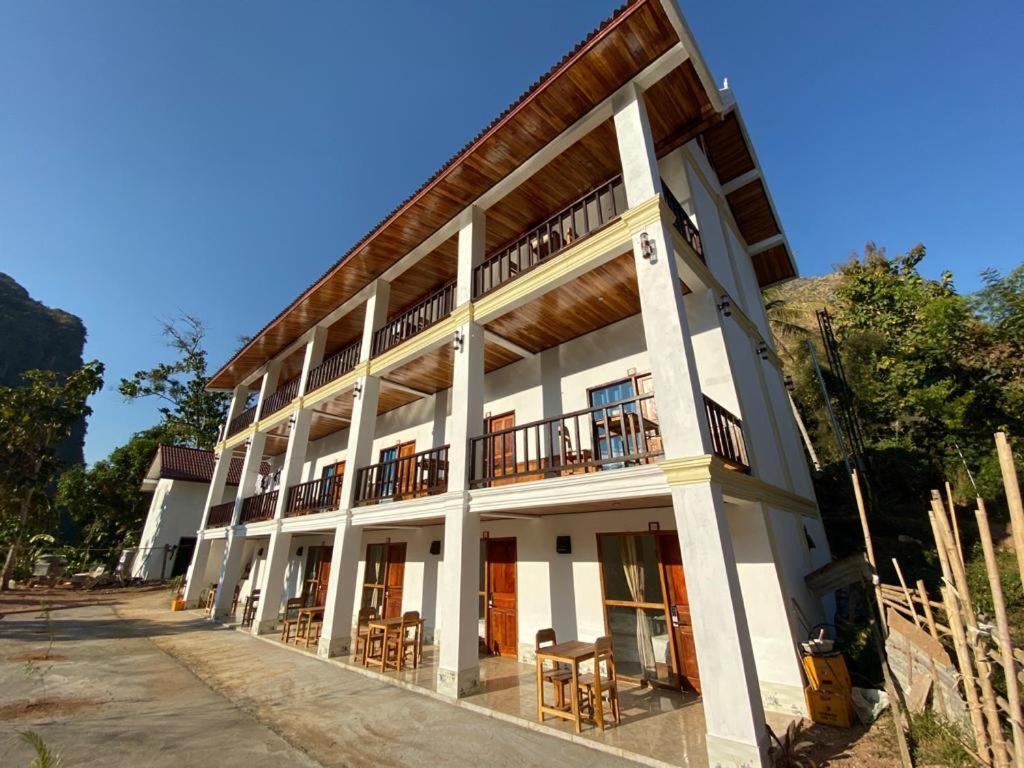 Sabaidee Nongkiaw River View Hotell Nongkhiaw Exteriör bild